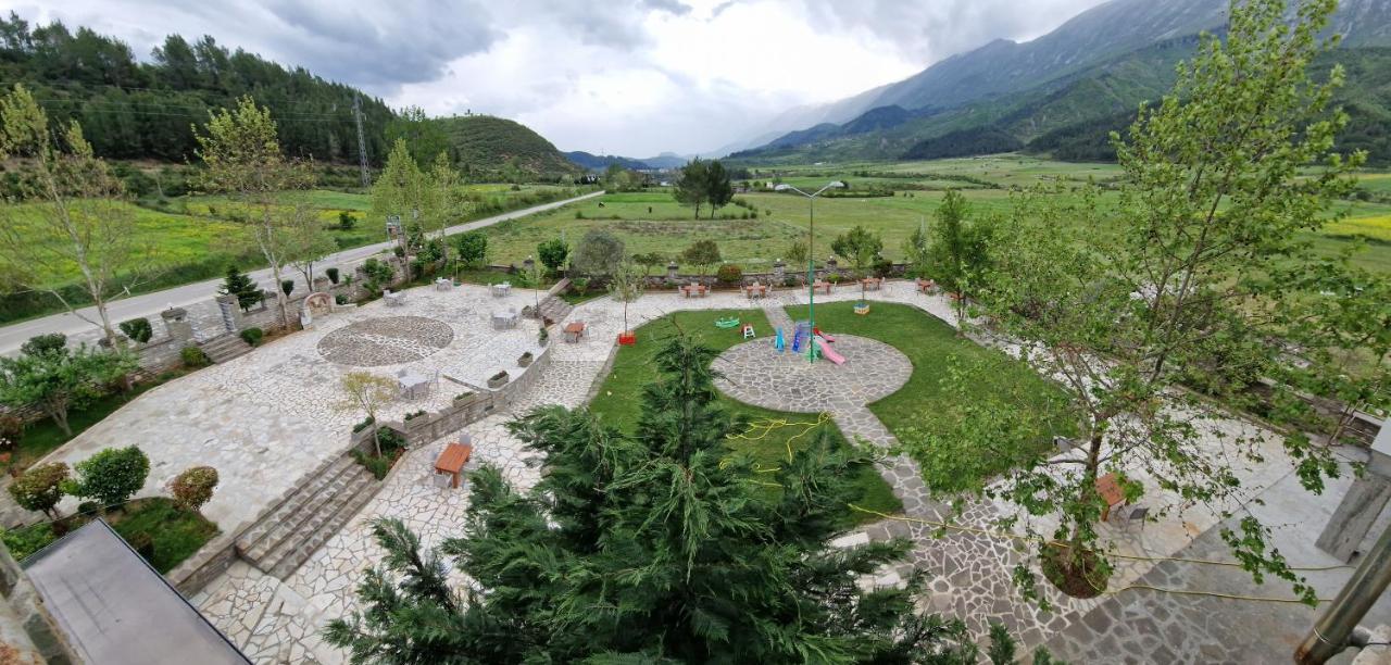 Kutal Park Inn Hotel Përmet Eksteriør bilde