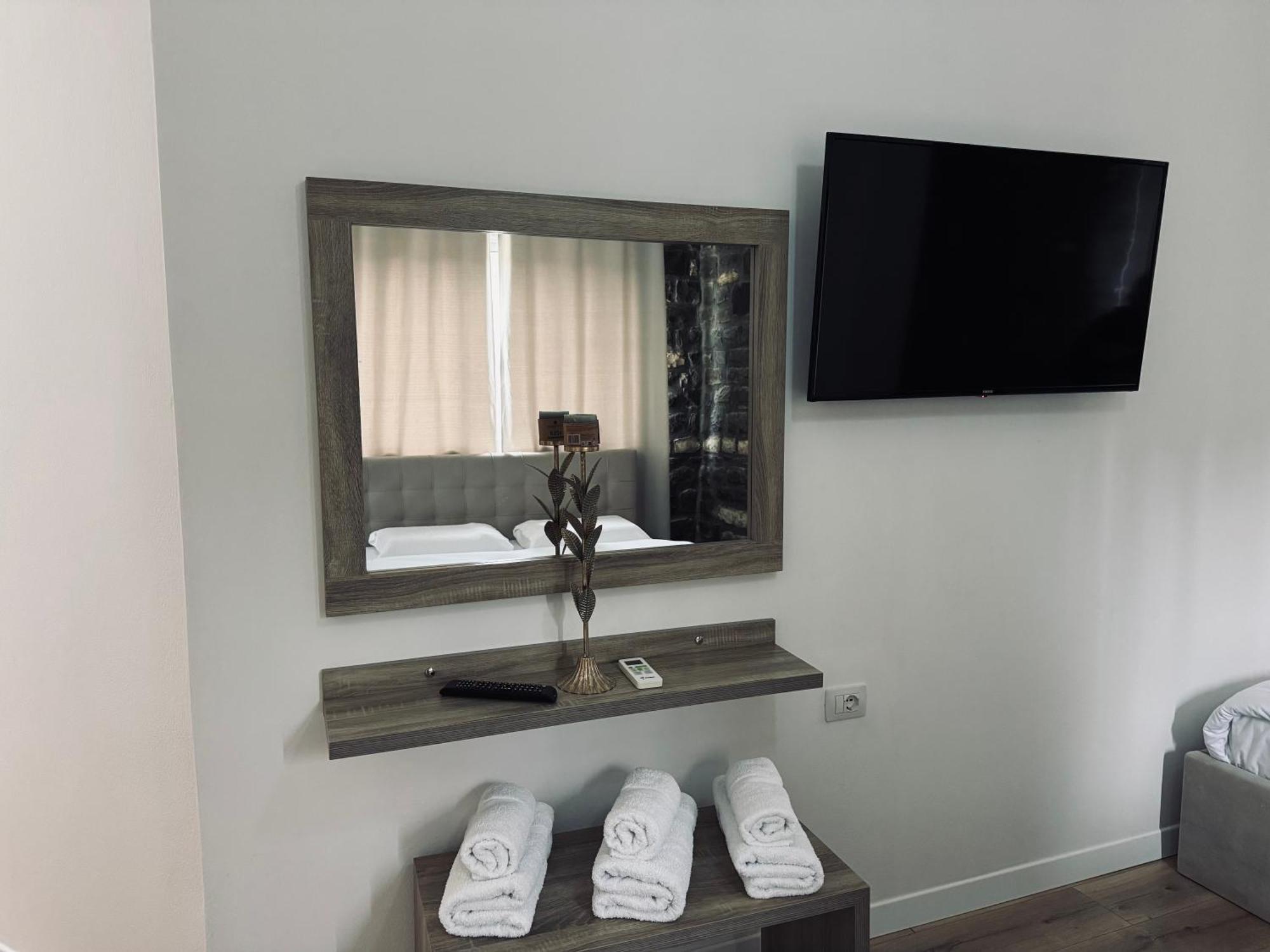 Kutal Park Inn Hotel Përmet Eksteriør bilde