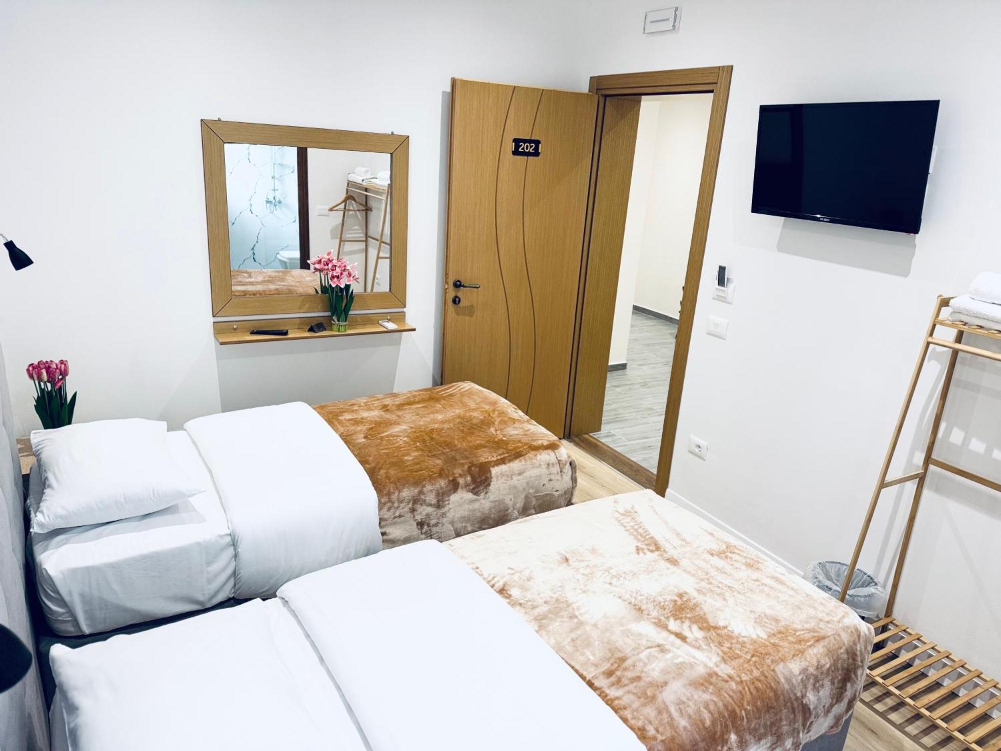 Kutal Park Inn Hotel Përmet Eksteriør bilde